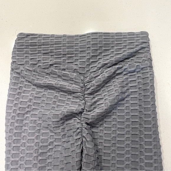 Relisting! Silver Grey Anti Celulite textured leggings *See description* - Picture 4 of 4